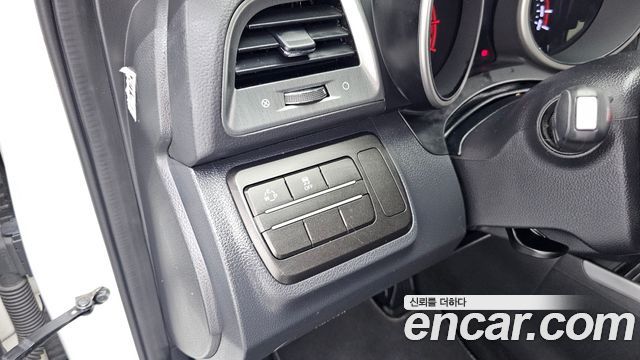 KG Mobility (SsangYong) Tivoli Armor VX 2WD 2018 — фото 16