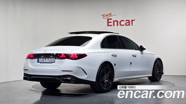 Mercedes-Benz E-Class (W214) E200 AMG Line 2026 — фото 2