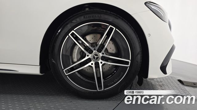 Mercedes-Benz E-Class (W214) E200 AMG Line 2026 — фото 21