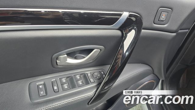 Renault Korea SM7 Nova 3.5 V6 2017 — фото 20