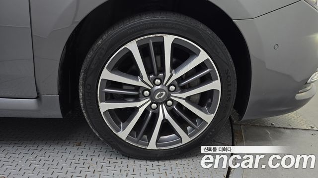 Renault Korea SM7 Nova 3.5 V6 2017 — фото 21