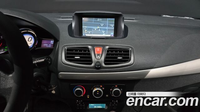 Renault Korea SM3 Neo SE 2015 — фото 17