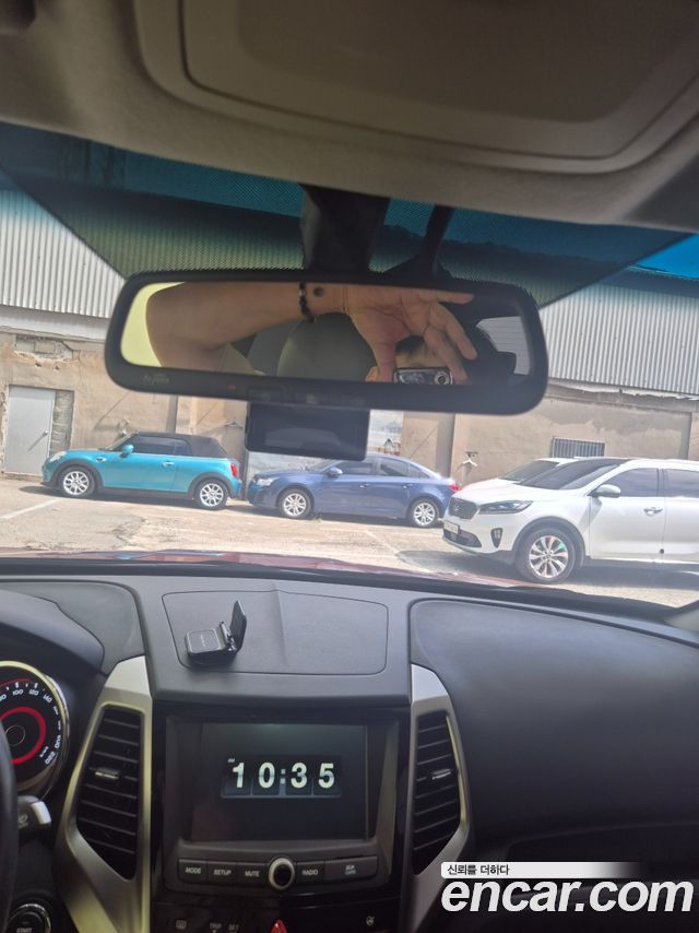 KG Mobility (SsangYong) Tivoli LX 2WD HI-DLX 2016 — фото 16