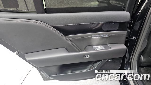 Genesis G90 (RS4) Gasoline 3.5 Turbo AWD 2022 — фото 25