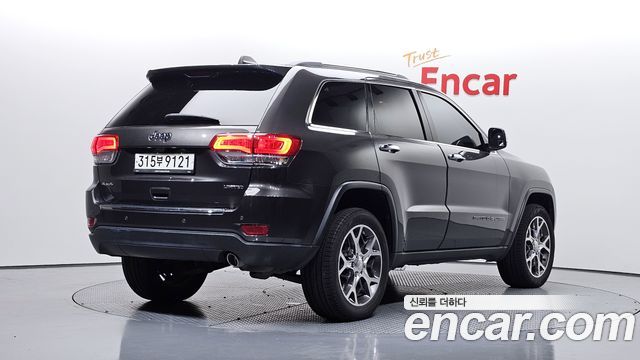 Jeep Grand Cherokee 3.6 Limited WK2 2019 — фото 2
