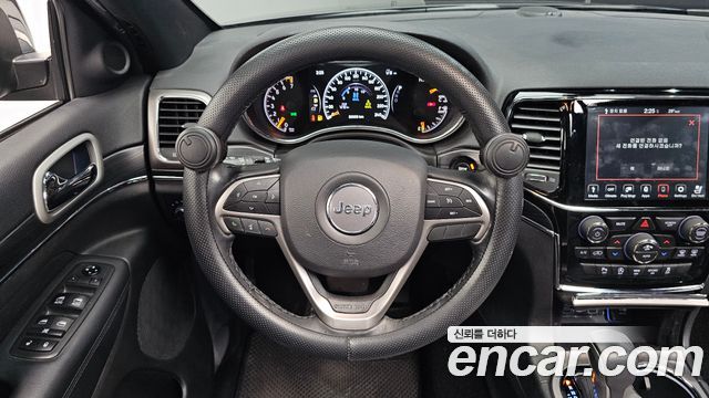 Jeep Grand Cherokee 3.6 Limited WK2 2019 — фото 13