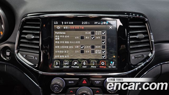 Jeep Grand Cherokee 3.6 Limited WK2 2019 — фото 16