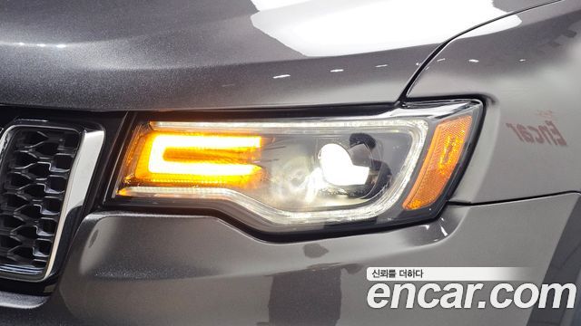 Jeep Grand Cherokee 3.6 Limited WK2 2019 — фото 22