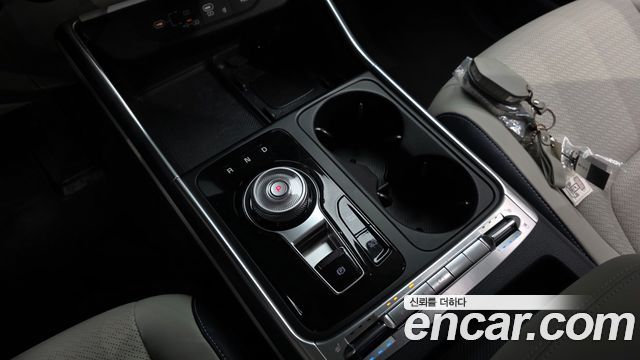 Kia Carnival (IV) HEV 9seater Signature 2025 — фото 9
