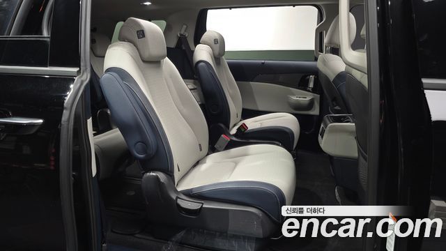 Kia Carnival (IV) HEV 9seater Signature 2025 — фото 12