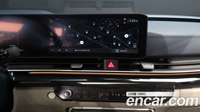 Kia Carnival (IV) HEV 9seater Signature 2025 — фото 14
