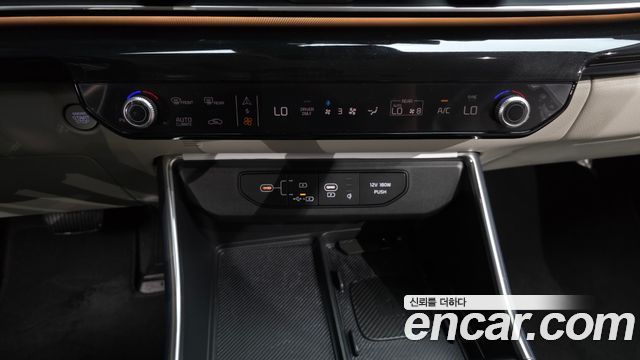 Kia Carnival (IV) HEV 9seater Signature 2025 — фото 20