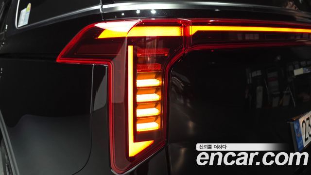 Kia Carnival (IV) HEV 9seater Signature 2025 — фото 23