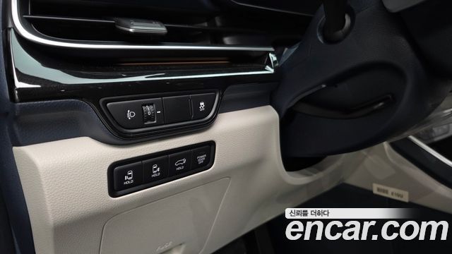 Kia Carnival (IV) HEV 9seater Signature 2025 — фото 29