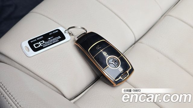 Mercedes-Benz E-Class (W213) E220d Cabriolet 2018 — фото 16