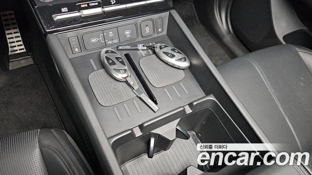 Hyundai Santa Fe (MX5) HEV 1.6 4WD Calligraphy 2024 — фото 27