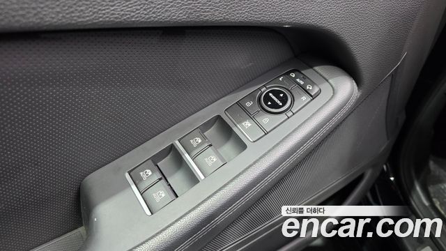 Genesis G80 3.3 GDI Luxury 2017 — фото 18