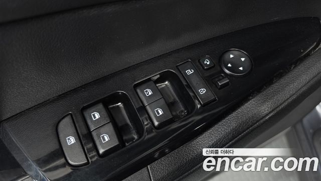Kia Sportage (V) Gasoline 1.6 Turbo 2WD Prestige 2022 — фото 29