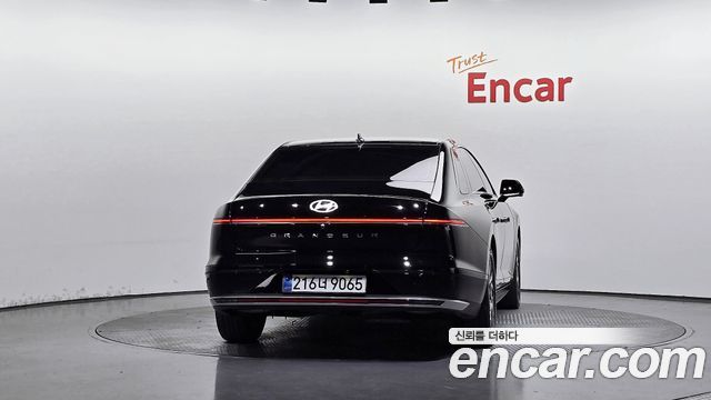Hyundai Grandeur (GN7) 2,5 Gasoline 2WD Exclusive 2023 — фото 4