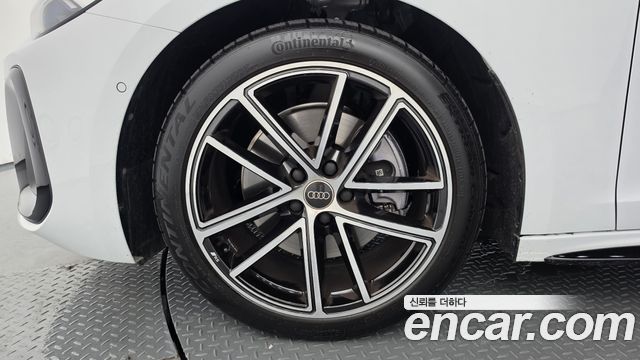 Audi A5 (B10) 45 TFSI Quattro S Line 2025 — фото 5