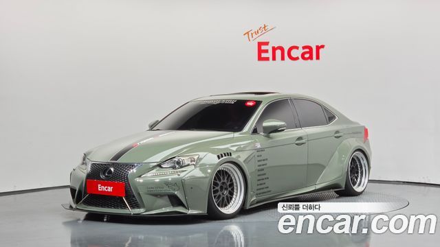 Lexus IS250 F-Sport XE30