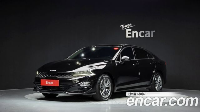 Kia K5 (III) 2.0 Trendy 2023 — фото 1
