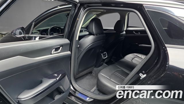 Kia K5 (III) 2.0 Trendy 2023 — фото 32
