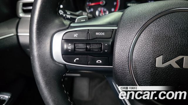 Kia K5 (III) 2.0 Trendy 2023 — фото 33