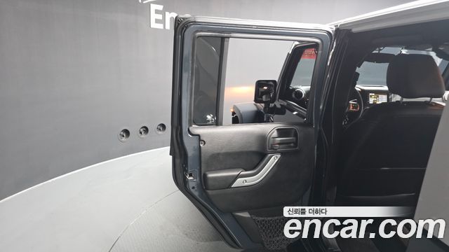 Jeep Wrangler (JK) 3.6 JK Edition 2017 — фото 25