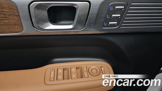 Hyundai Santa Fe (MX5) HEV 1.6 2WD Calligraphy 2025 — фото 13