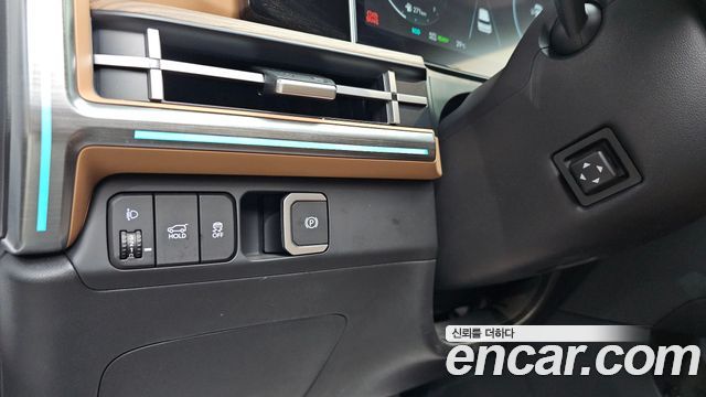 Hyundai Santa Fe (MX5) HEV 1.6 2WD Calligraphy 2025 — фото 15