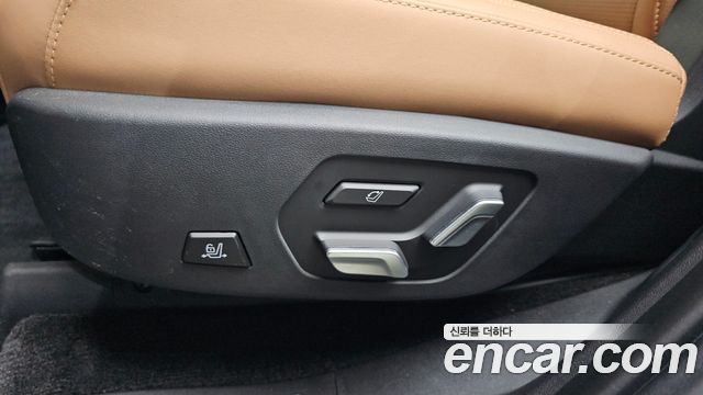 Hyundai Santa Fe (MX5) HEV 1.6 2WD Calligraphy 2025 — фото 31