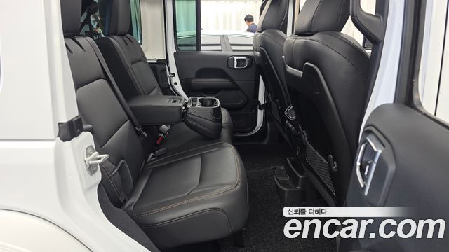 Jeep Wrangler (JL) 2.0 Sahara Power Top 4Door 2026 — фото 12