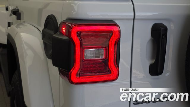 Jeep Wrangler (JL) 2.0 Sahara Power Top 4Door 2026 — фото 23