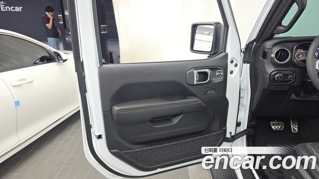 Jeep Wrangler (JL) 2.0 Sahara Power Top 4Door 2026 — фото 24