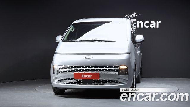 Hyundai Staria Cargo 3-Seater Modern 2022 — фото 3