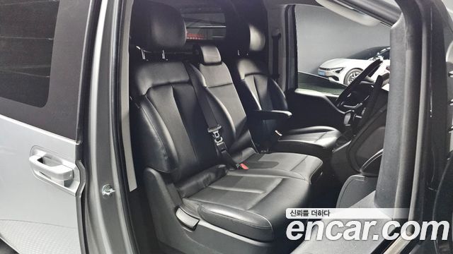 Hyundai Staria Cargo 3-Seater Modern 2022 — фото 10