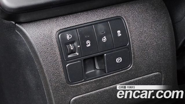 Hyundai Staria Cargo 3-Seater Modern 2022 — фото 18