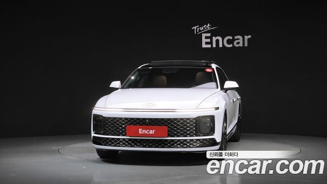 Hyundai Grandeur (GN7) 2,5 Gasoline 2WD Calligraphy 2023 — фото 3