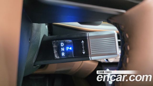 Hyundai Grandeur (GN7) 2,5 Gasoline 2WD Calligraphy 2023 — фото 9
