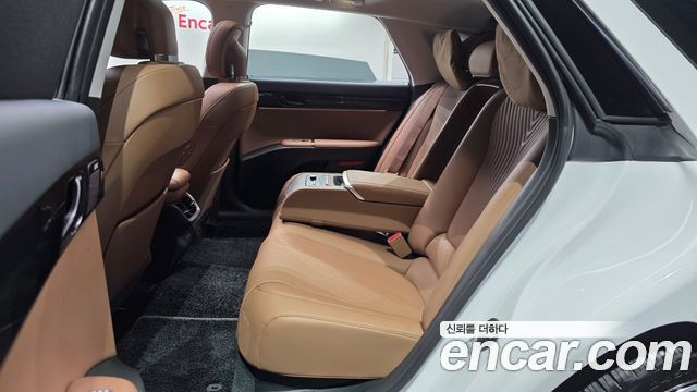 Hyundai Grandeur (GN7) 2,5 Gasoline 2WD Calligraphy 2023 — фото 11
