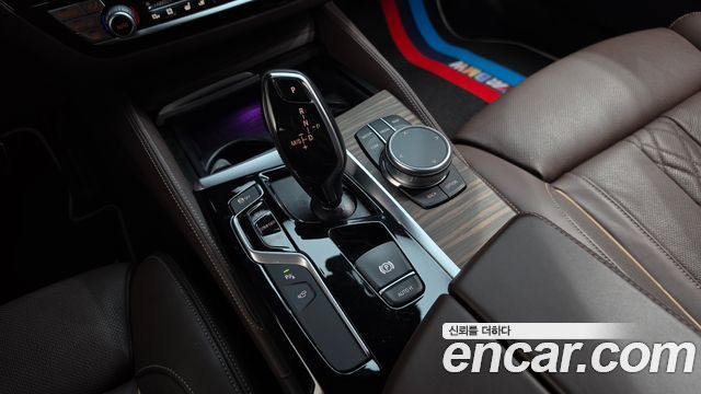 BMW 5 Series (G30) 530i xDrive M Sport Package Plus 2019 — фото 9