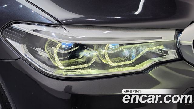 BMW 5 Series (G30) 530i xDrive M Sport Package Plus 2019 — фото 22