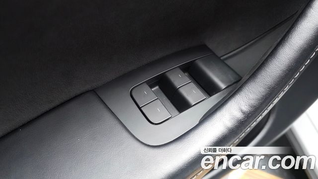 Tesla Model Y Long Range AWD 2021 — фото 27