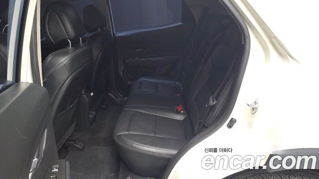 KG Mobility (SsangYong) Beautiful Korando Gasoline 1.5 2WD C7 2021 — фото 12