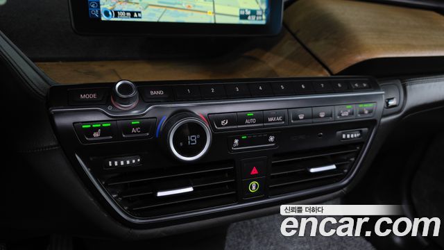 BMW i3 SOL+ 2016 — фото 17