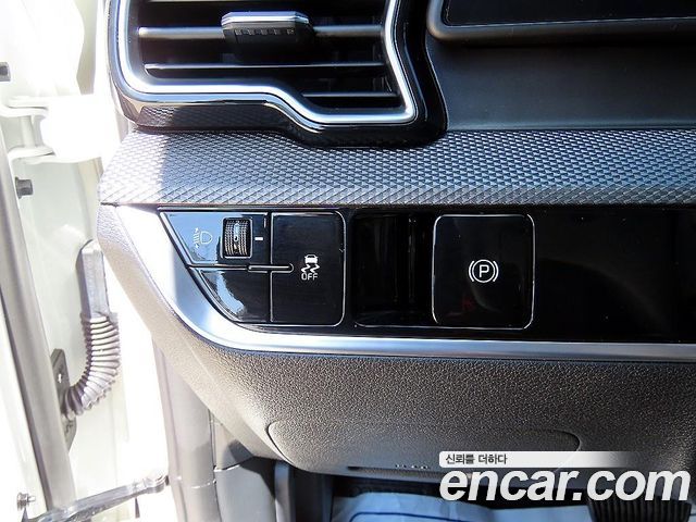 Kia Sportage (V) LPG 2.0 2WD Prestige 2024 — фото 16