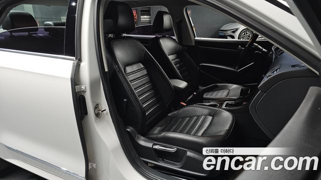 Volkswagen Passat 1.8 TSI B7 2015 — фото 15