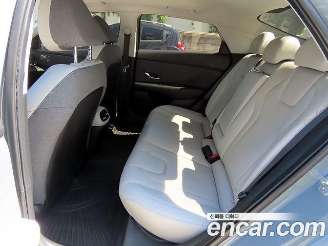 Hyundai Avante (CN7) 1.6 Inspiration 2021 — фото 7