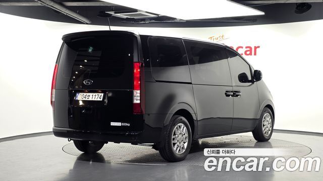 Hyundai Staria L3.5 Cargo 5-Seater Modern 2023 — фото 2